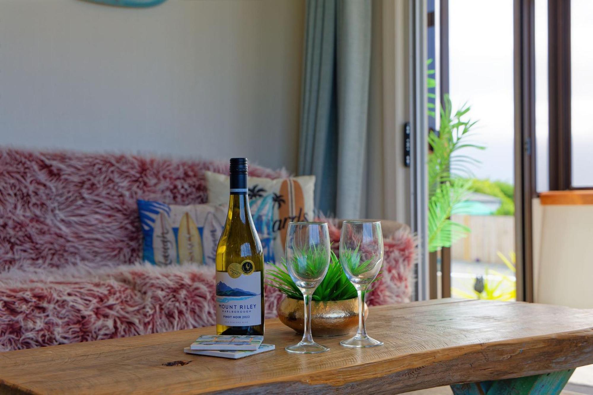 Villa Five Palms Kaikoura Esterno foto